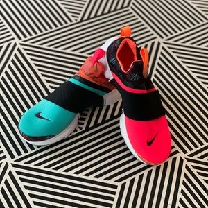 Nike Presto Extreme Total- Size 7
